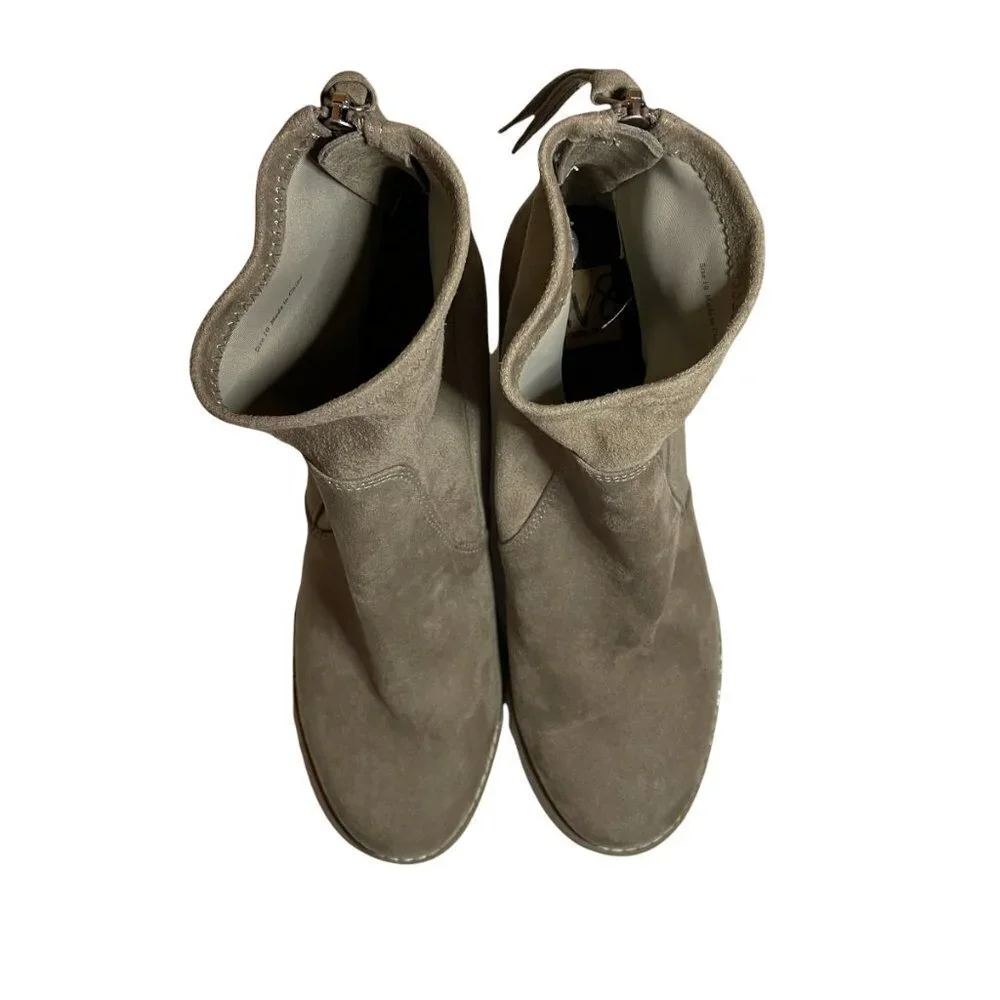 NEW Dolce Vita DV8 Tan Suede Boots w/ Stretch Sz. 10